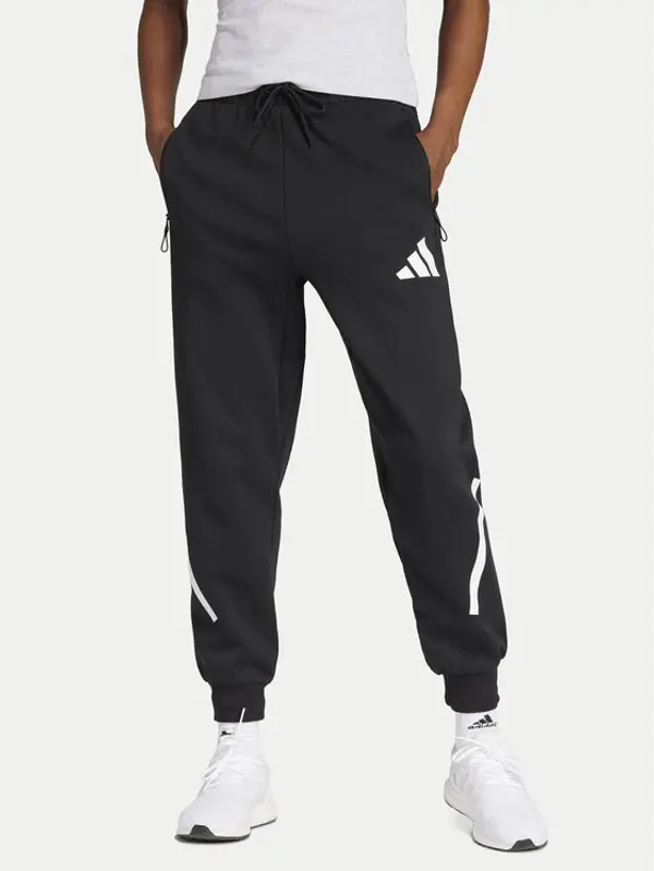 Adidas adidas Donji dio trenerke Z.N.E. JC9309 Crna Regular Fit