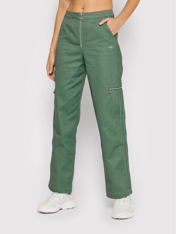 adidas adidas Hlače Twill HE4737 Zelena Regular Fit