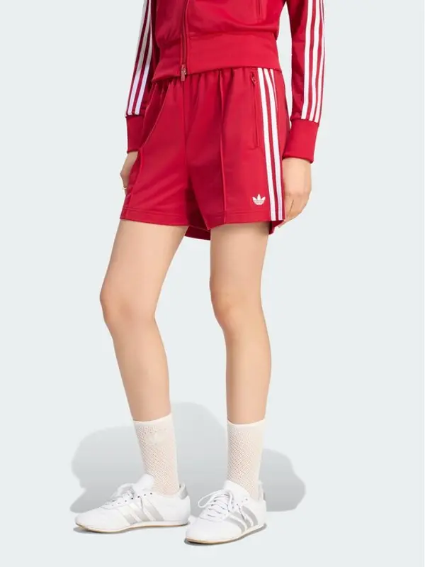 Adidas adidas Kratke hlače Firebird Classic Crvena Loose Fit