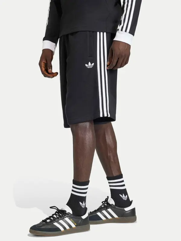 Adidas adidas Sportske kratke hlače 3-Stripes KE3566 Crna Regular Fit