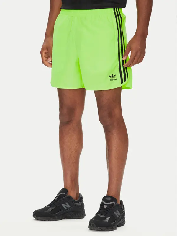 Adidas adidas Sportske kratke hlače adicolor Classics Sprinter JY1269 Zelena Regular Fit