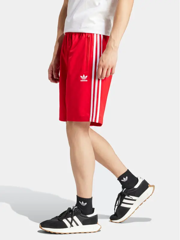 Adidas adidas Sportske kratke hlače adicolor Firebird IM9421 Crvena Regular Fit