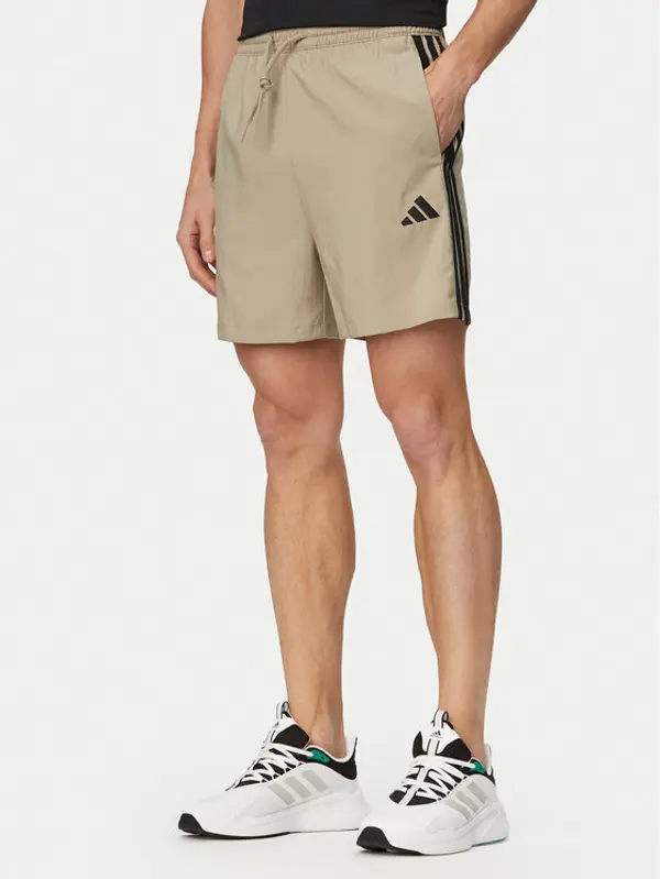 Adidas adidas Sportske kratke hlače Essentials 3-Stripes Chelsea KD4889 Zelena Regular Fit