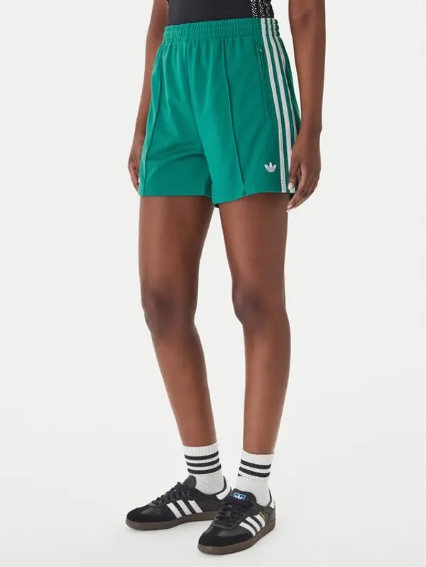Adidas adidas Sportske kratke hlače Firebird Classic KD3668 Zelena Regular Fit
