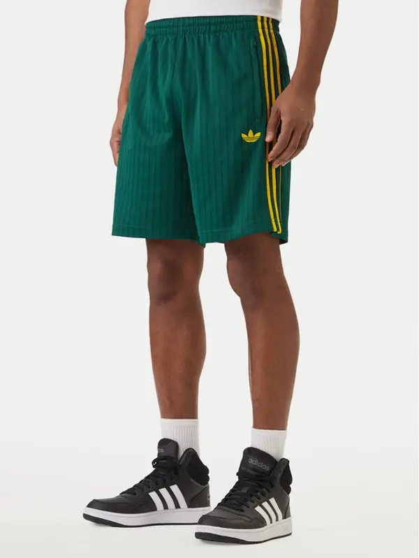 Adidas adidas Sportske kratke hlače Firebird Engineered Stripes KS5504 Zelena Regular Fit