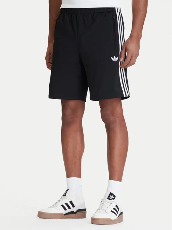 Adidas adidas Sportske kratke hlače Firebird KE1379 Crna Regular Fit