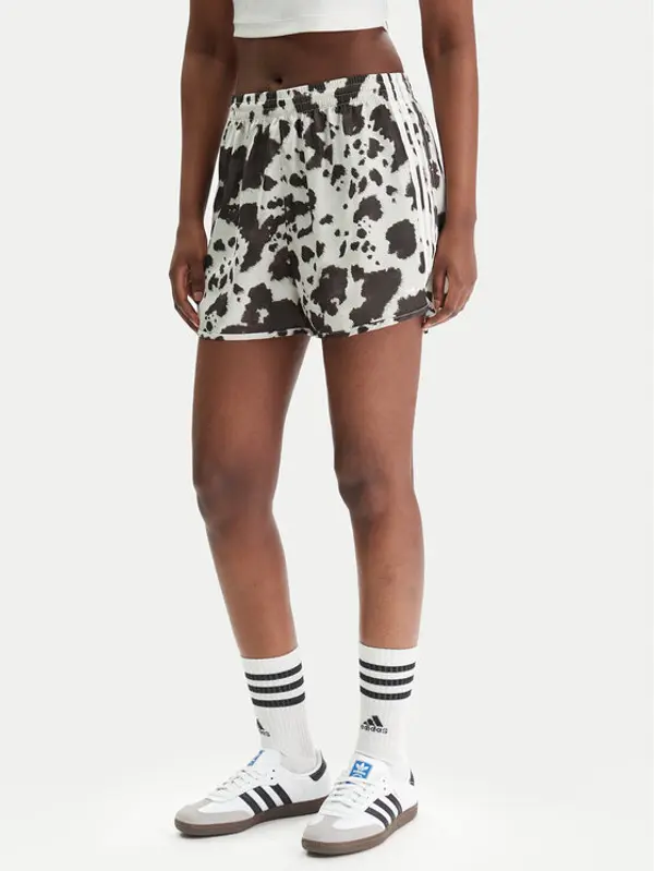Adidas adidas Sportske kratke hlače Satin KA2674 Smeđa Loose Fit