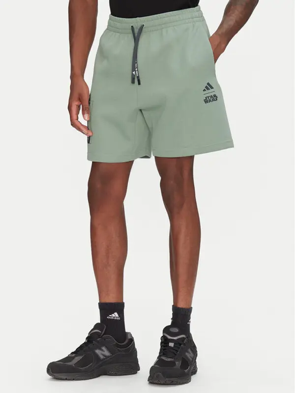 Adidas adidas Sportske kratke hlače Star Wars The Mandalorian™ JI5722 Zelena Regular Fit
