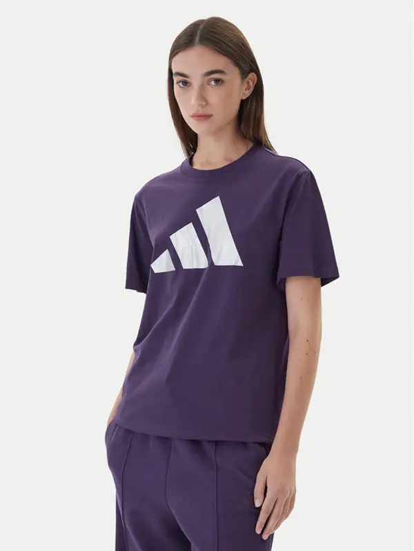 Adidas adidas T-shirt Holiday Metallic Graphic JV8527 Ljubičasta Regular Fit