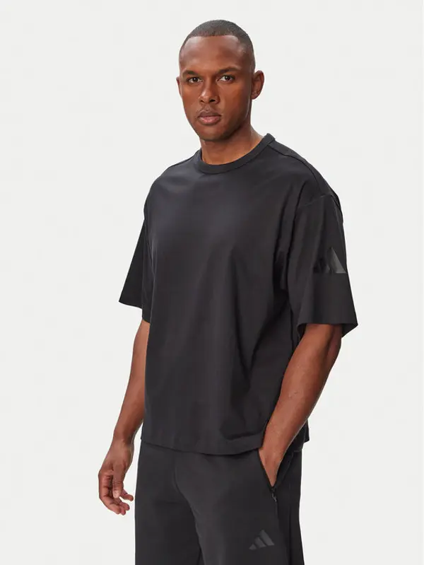 Adidas adidas T-shirt Soft Lux KB8092 Crna Regular Fit