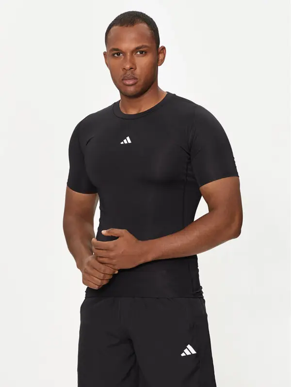 Adidas adidas Tehnička majica Techfit Compression JE6698 Crna Slim Fit