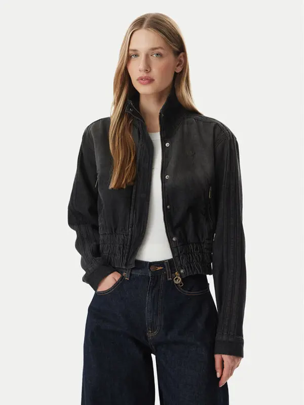 Adidas adidas Traper jakna KD3918 Crna Regular Fit