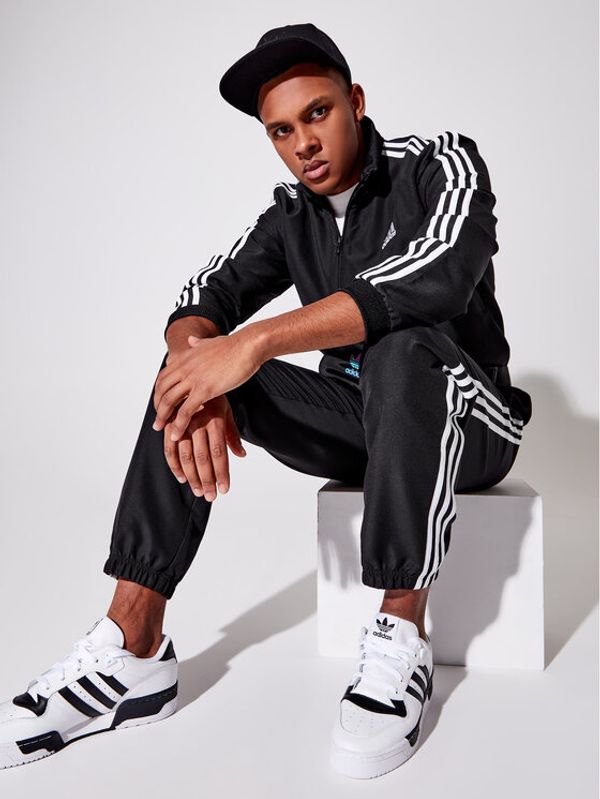 adidas adidas Trenerka Essential GK9950 Crna Regular Fit