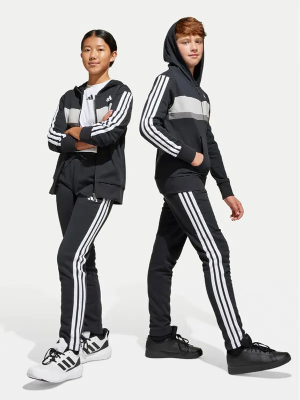 Adidas adidas Trenerka Seasonal Essentials Tiberio 3-Stripes JC7520 Crna Regular Fit