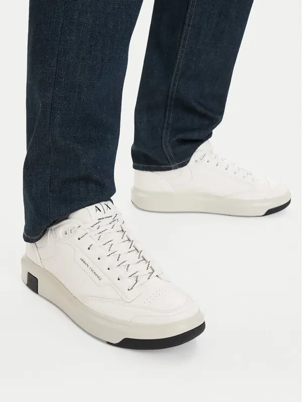 Armani Exchange Armani Exchange Tenisice XM002205 AF21444 U0009 Bijela