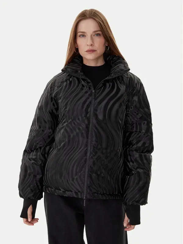 Armani Exchange Armani Exchange Zimska jakna XW000690 AF16211 FC102 Crna Regular Fit