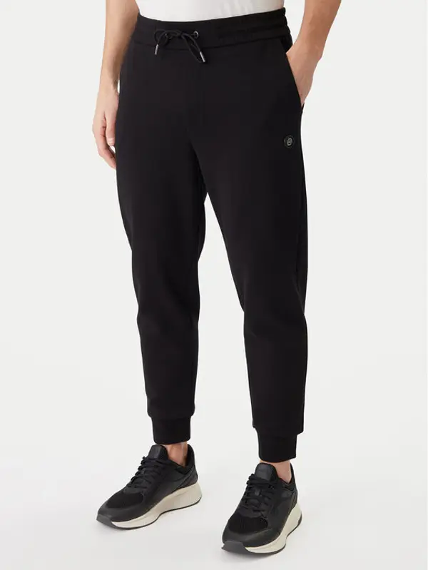 Boss BOSS Donji dio trenerke 50555853 Crna Regular Fit