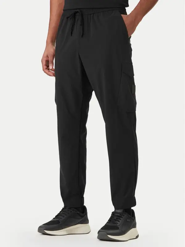 Boss Boss Hlače T_Urbanex-CargoLight 50508339 Crna Tapered Fit