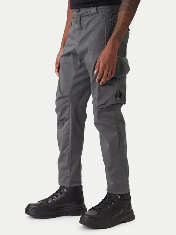 C.P. Company C.P. Company Hlače 20CMPA744A005694G Siva Regular Fit