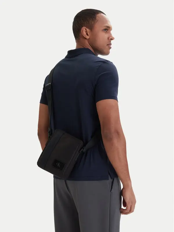 Calvin Klein Calvin Klein Crossover torbica Canvas Mix Reporter LV04D3366G Crna