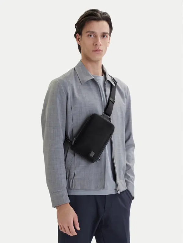 Calvin Klein Calvin Klein Crossover torbica Emblem Hw Sling LV04D3292G Crna