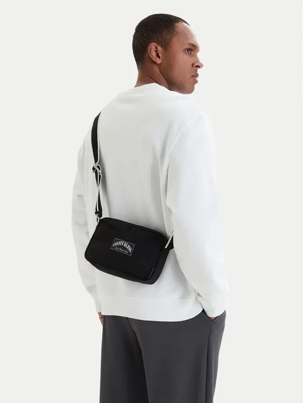 Calvin Klein Calvin Klein Crossover torbica Graphic Capsule Camera Bag LV04D3369G Crna