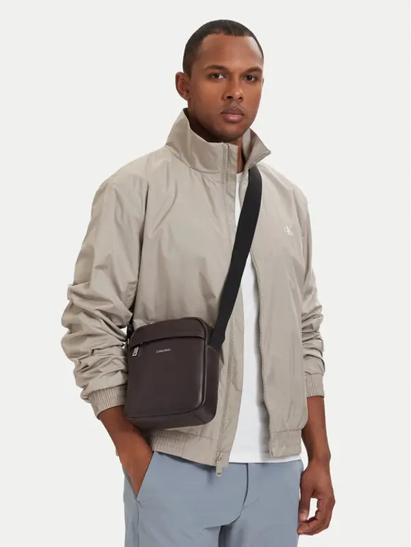 Calvin Klein Calvin Klein Crossover torbica Raised Reporter LV04D3160G Smeđa