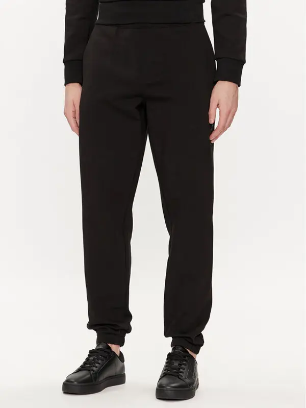 Calvin Klein Calvin Klein Donji dio trenerke Color Embossed Logo K10K112688 Crna Regular Fit