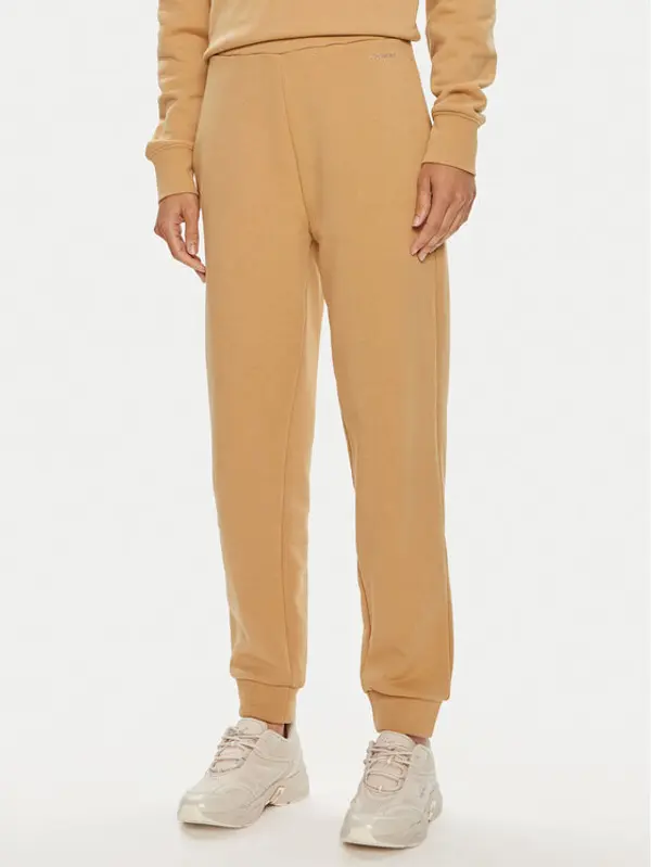 Calvin Klein Calvin Klein Donji dio trenerke Nano Logo K20K207214 Bež Relaxed Fit