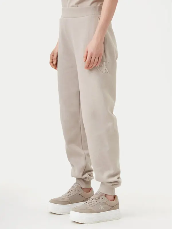 Calvin Klein Jeans Calvin Klein Jeans Donji dio trenerke Raised J20J224841 Siva Relaxed Fit