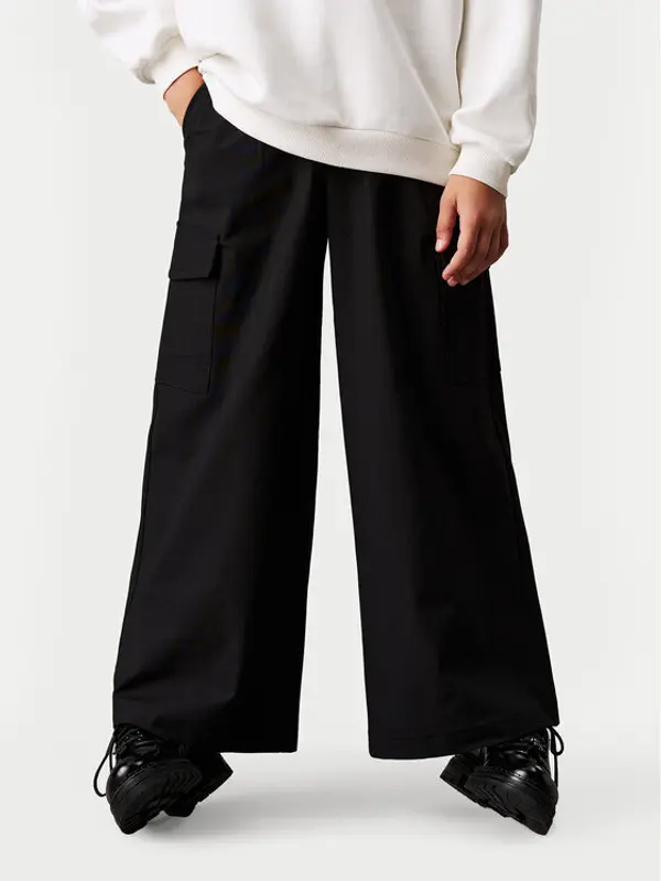 Calvin Klein Jeans Calvin Klein Jeans Hlače IG0IG02616 Crna Relaxed Fit