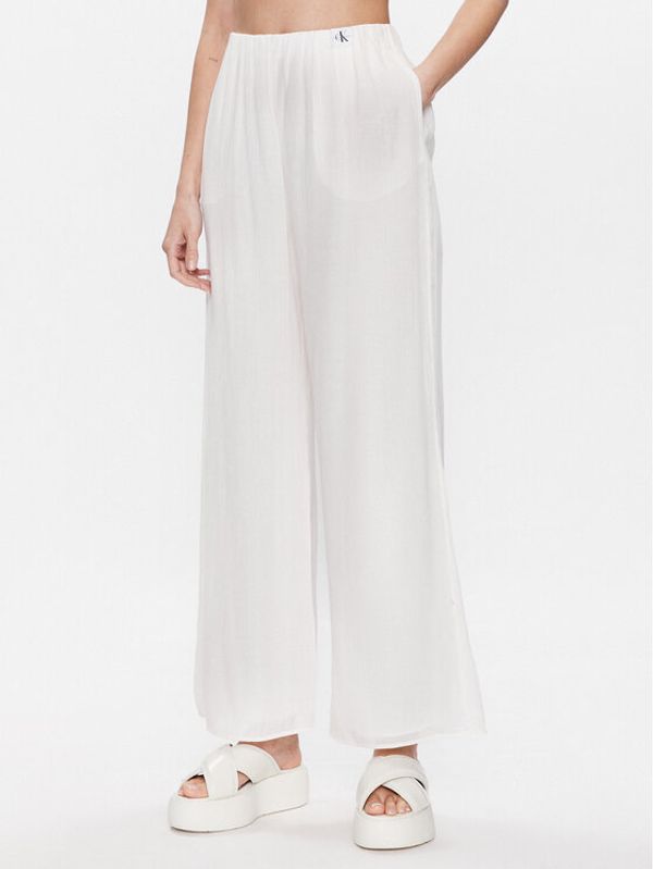 Calvin Klein Jeans Calvin Klein Jeans Hlače J20J221075 Bijela Relaxed Fit