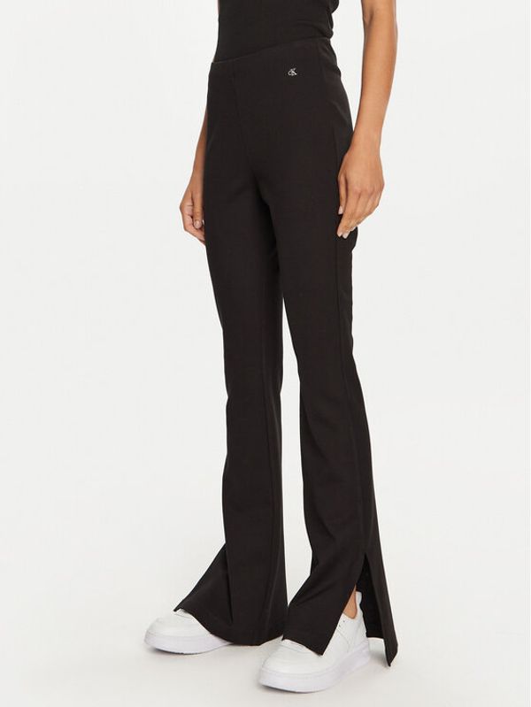 Calvin Klein Jeans Calvin Klein Jeans Hlače J20J224271 Crna Regular Fit