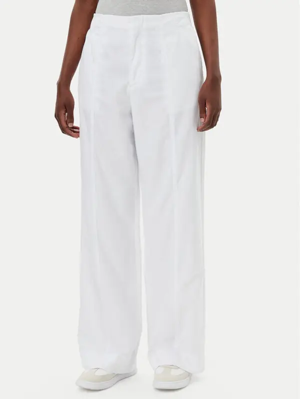 Calvin Klein Jeans Calvin Klein Jeans Hlače J20J225340 Bijela Relaxed Fit