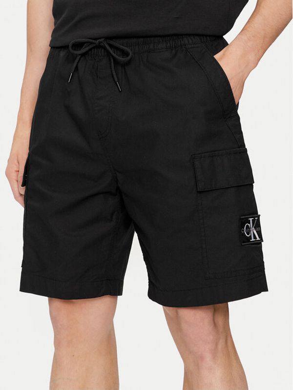 Calvin Klein Jeans Calvin Klein Jeans Kratke hlače J30J325138 Crna Regular Fit