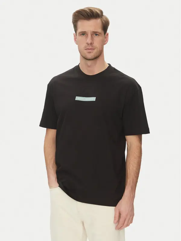 Calvin Klein Jeans Calvin Klein Jeans T-shirt Nyc 2025 J30J327524 Crna Regular Fit