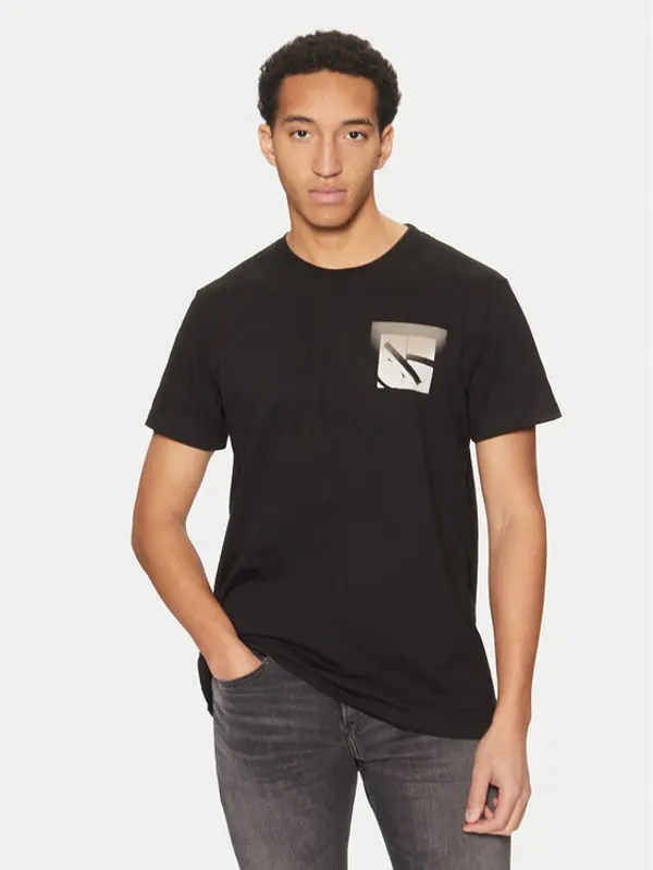 Calvin Klein Jeans Calvin Klein Jeans T-shirt Soft Box Monogram J30J327092 Crna Regular Fit