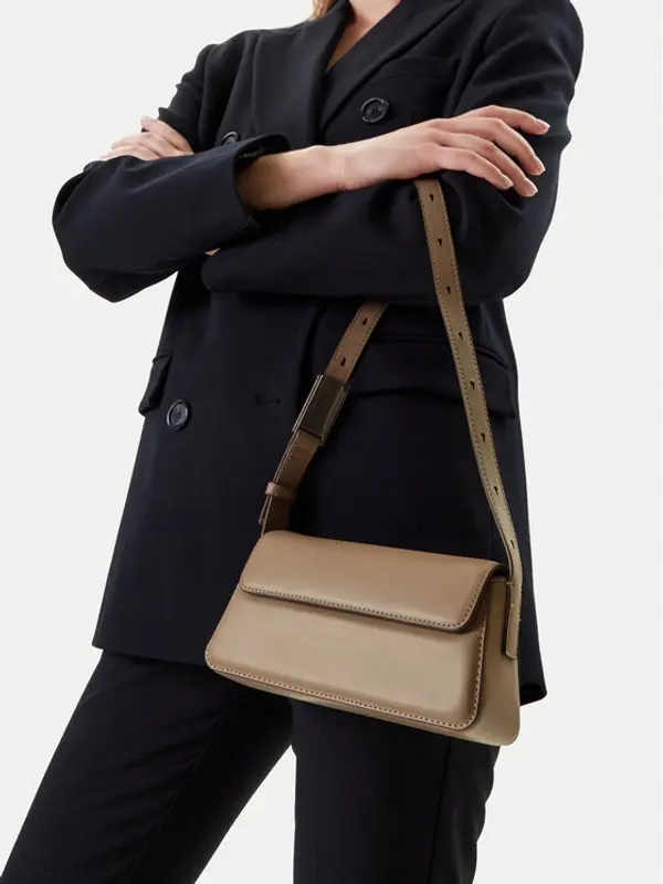 Calvin Klein Jeans Calvin Klein Jeans Torbica Belted Small Shoulder Bag LV04K3110G Bež