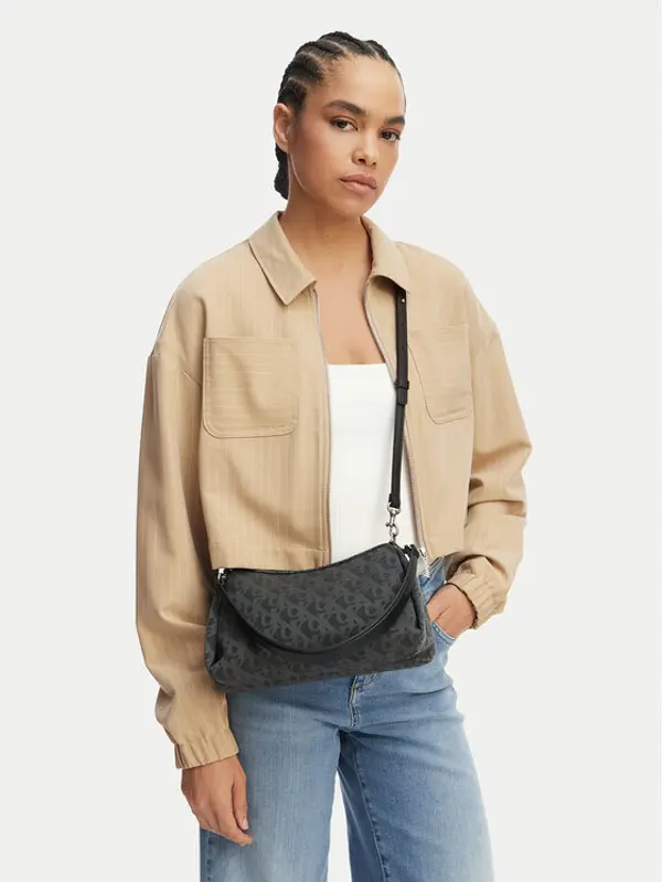Calvin Klein Jeans Calvin Klein Jeans Torbica Ck Shoulder Bag IU0IU00737 Crna
