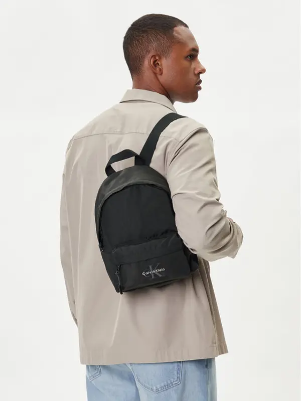 Calvin Klein Calvin Klein Ruksak Bold Small Round Backpack LV04D3257G Crna
