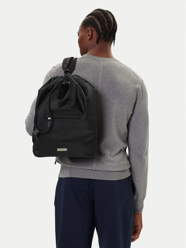 Calvin Klein Calvin Klein Ruksak Sleek Drawstring Sling LV04D3145G Crna