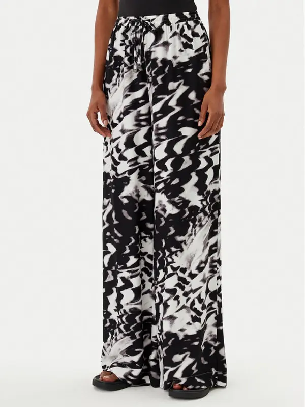 Calvin Klein Swimwear Calvin Klein Swimwear Palazzo hlače KW0KW02823 Crna Relaxed Fit