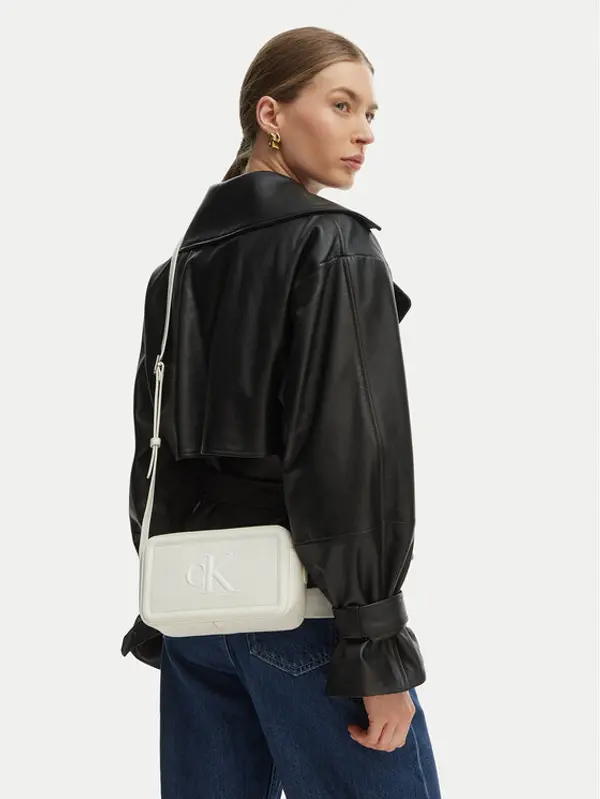 Calvin Klein Calvin Klein Torbica Bold Ck Camera Bag LV04F3220G Bijela