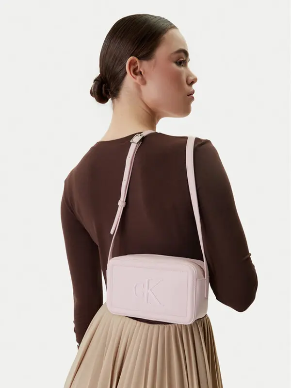 Calvin Klein Calvin Klein Torbica Bold Ck Camera Bag LV04F3220G Ružičasta