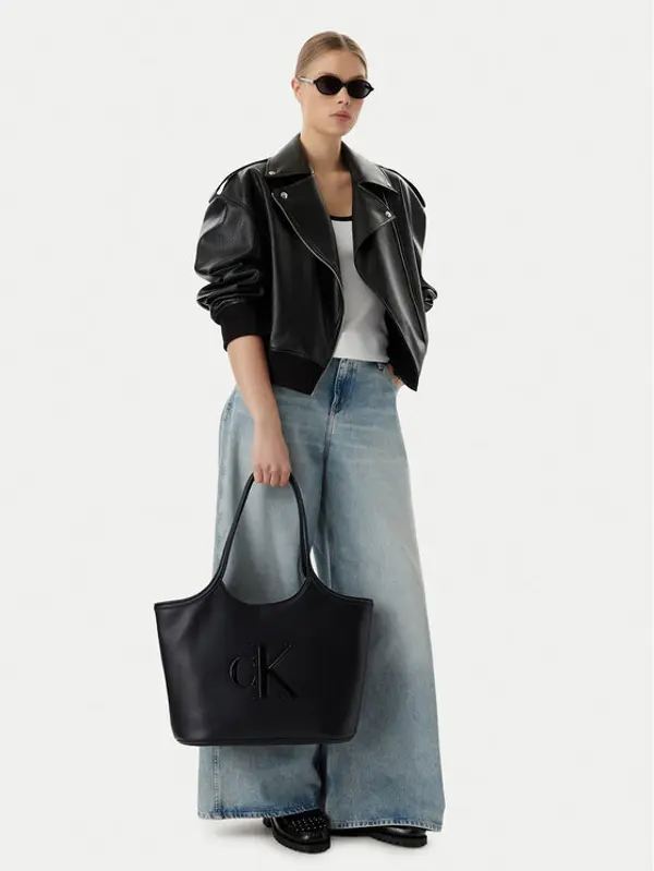 Calvin Klein Calvin Klein Torbica Bold Ck LV04F3562G Crna