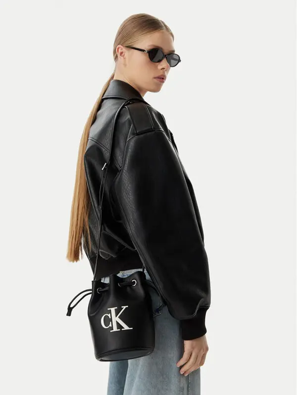 Calvin Klein Calvin Klein Torbica Bold Ck Small LV04F3640G Crna