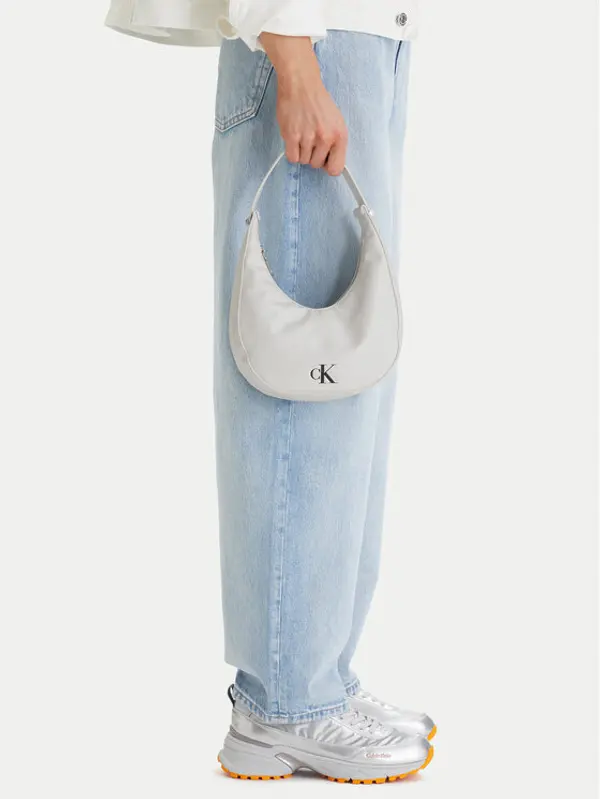 Calvin Klein Calvin Klein Torbica Buckle Small Bag LV04F3513G Bijela