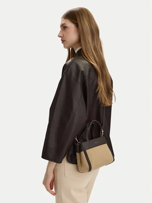 Calvin Klein Calvin Klein Torbica Ck Canvas Mini Tote Crossbody LV04F3504G Smeđa