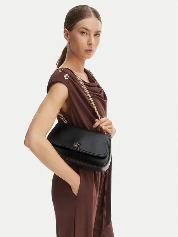 Calvin Klein Calvin Klein Torbica Ck Convertible Chain Medium Bag LV04F3171G Crna