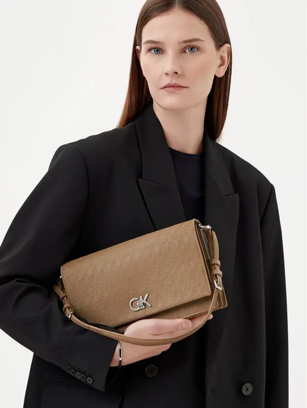 Calvin Klein Calvin Klein Torbica Ck Elongated Shoulder Bag_Mono K60K613139 Bež